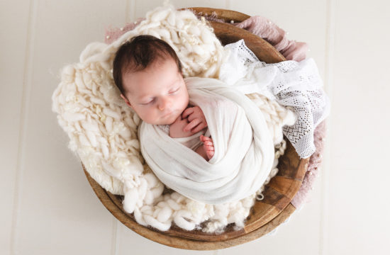 photo nouveau-né bébé Liège studio homeostasie photographie